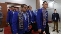 Begini Gaya AHY saat Pimpin Demokrat Daftar ke KPU