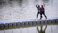 7 Penampilan Berkelas Bonge Citayam dengan Jaket Gucci