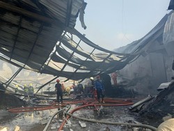 Gudang Plastik di Kosambi Tangerang Terbakar