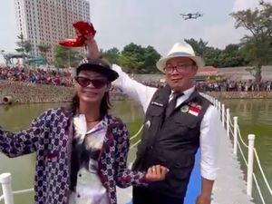 7 Gaya Bonge Citayam Pakai Jaket Gucci, Terbaru Catwalk Bareng Kang Emil