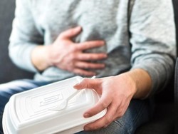 7 Tips Sederhana Mengatasi Perut Begah Setelah Pesta Makan Akhir Tahun