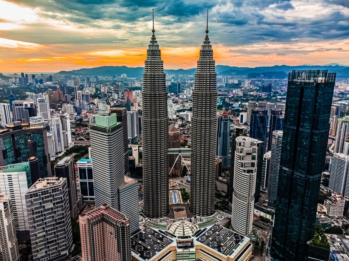 Twin tower Kuala Lumpur in city