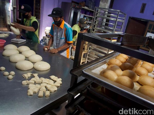 Ini Rumah Produksi Super Roti, Ada yang Berbahan Baku Bekatul