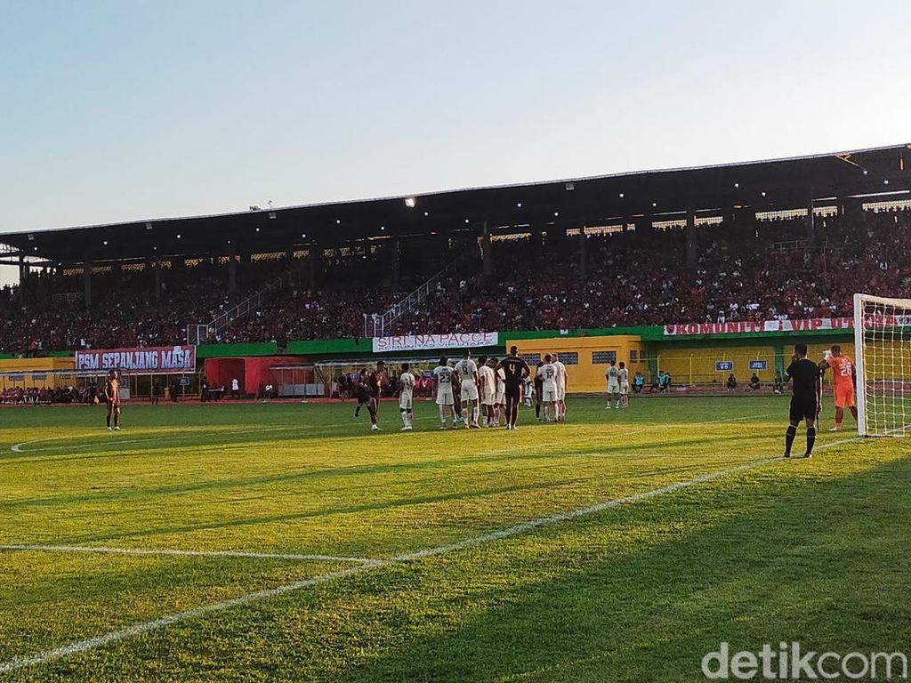 PSM Makassar 1-1 Persija Jakarta: Juku Eja Gagal Putus Rekor Buruk