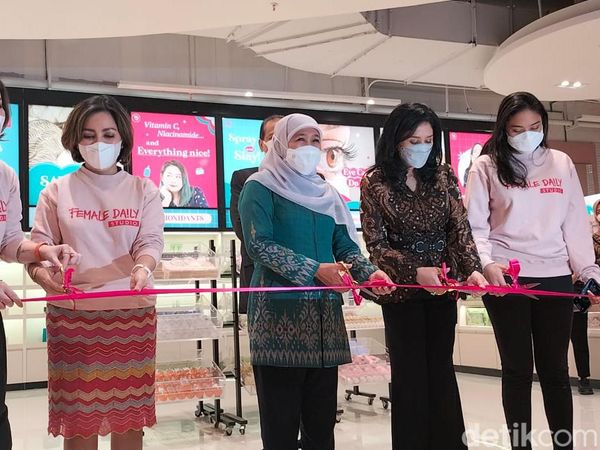Gubernur Khofifah Buka Female Daily Studio