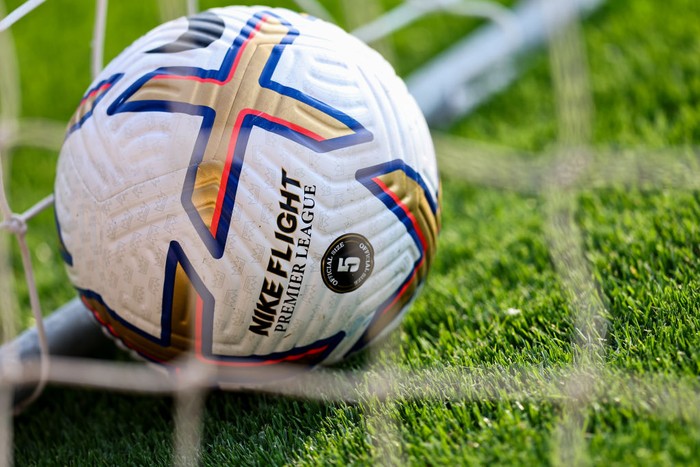 BURTON-UPON-TRENT, ENGLAND - JULY 20: The official Nike Flight Premier League 2022/23 match ball during the Pre Season Friendly match between Nottingham Forest and Hertha Berlin at Pirelli Stadium on July 20, 2022 in Burton-upon-Trent, England. (Photo by Robbie Jay Barratt - AMA/Getty Images)