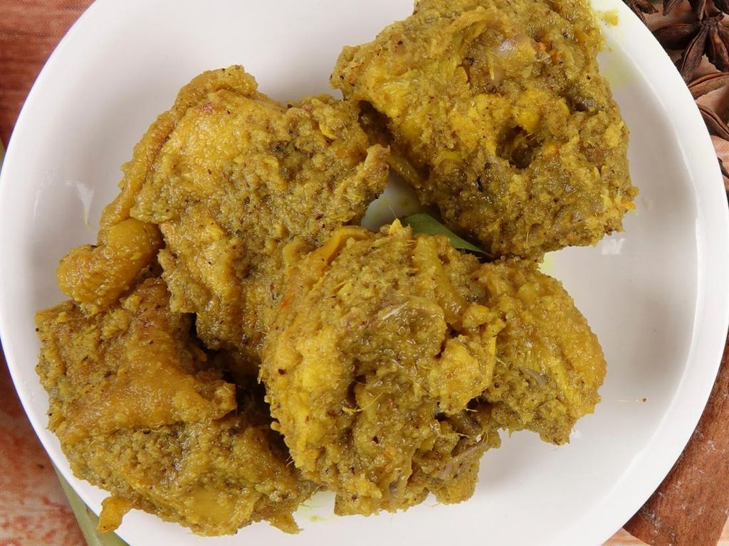 Resep Rendang Ayam Malaysia yang Pekat Rempahnya