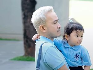 Potret 8 Artis Antar Anak Sekolah: Ruben Onsu Sampai Ayu Ting Ting