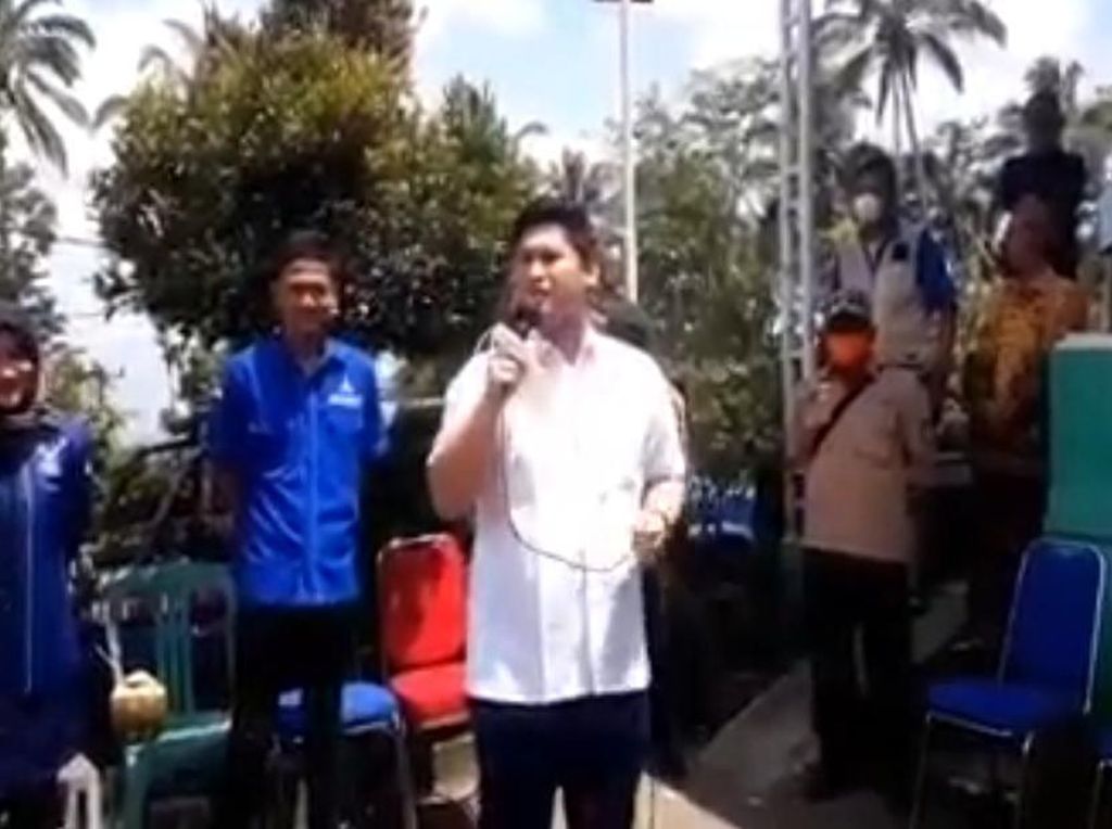 Viral Anggota DPR Diteriaki Warga Jalan Jelek Banget di Pandeglang