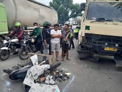 Kecelakaan Motor Bonceng 3 di Deli Serdang, 1 Tewas Ditabrak Truk