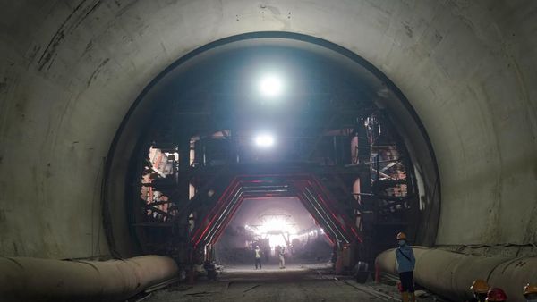 Menengok Megahnya Terowongan Kereta Cepat Jakarta-Bandung