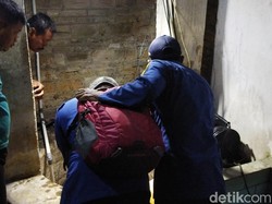 Baru Dibeli Beberapa Jam, Sapi di Klaten Malah Mati Kecebur Sumur