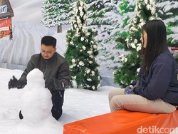 Liburan Bareng Keluarga, Cuma di Trans Snow World Surabaya yang Banyak Promo