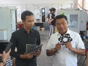 Inspiratif! Lulusan SMK Ini Dirikan Industri Teknologi Kelas Dunia di Salatiga