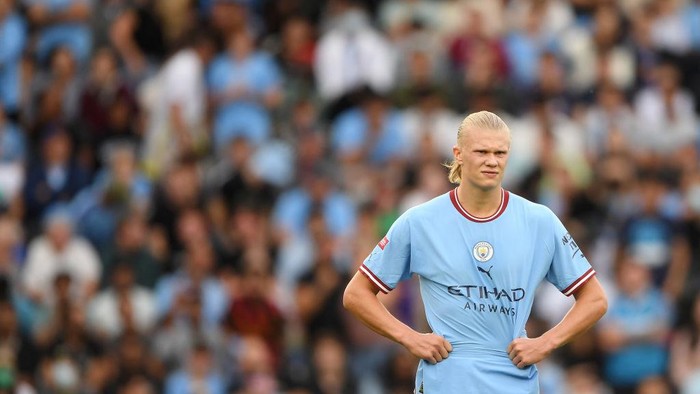 LEICESTER, ENGLAND - JULY 30: Erling Haaland of Manchester City reacts during the FA Community Shield between Manchester City and Liverpool at The King Power Stadium on July 30, 2022 in Leicester, England. (Photo by Harriet Lander/Copa/Getty Images,)