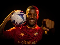 Resmi! Wijnaldum Gabung AS Roma