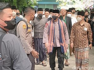 Datang ke Ponpes Kediri, Kapolri Didoakan Kiai Soal Polri yang Tengah Diuji Datang ke Ponpes Kediri, Kapolri Didoakan Kiai Soal Polri yang Tengah Diuji