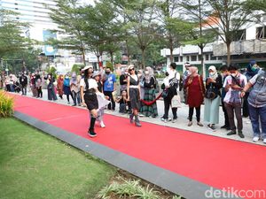 Tunjungan Fashion Week Ganti Jadi Mejeng Nang Suroboyo, Begini Keseruannya Tunjungan Fashion Week Ganti Jadi Mejeng Nang Suroboyo, Begini Keseruannya