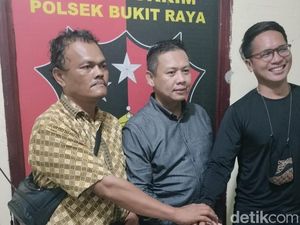 Diduga Dipalak, Pria dan Sopir Taksi di Bandara SSK II Pekanbaru Berdamai Diduga Dipalak, Pria dan Sopir Taksi di Bandara SSK II Pekanbaru Berdamai