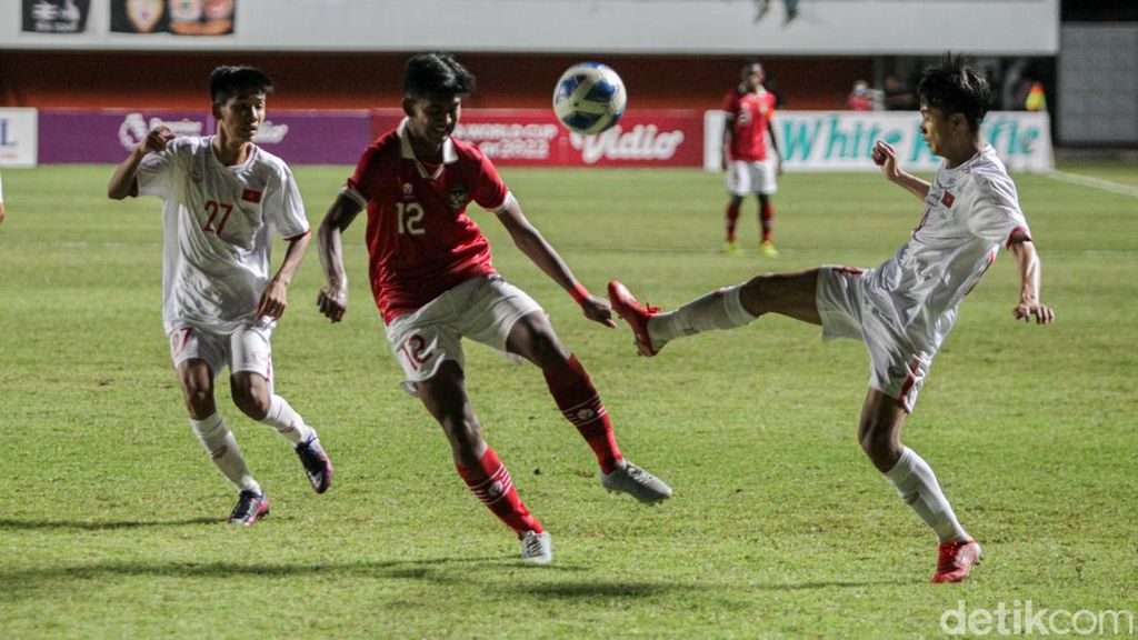 Momen Comeback Garuda Muda Kalahkan Vietnam 2-1 di Piala AFF U-16 Momen Comeback Garuda Muda Kalahkan Vietnam 2-1 di Piala AFF U-16