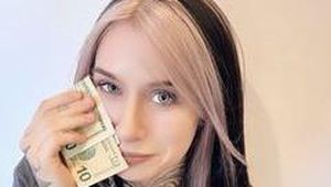 Potret Wanita yang Jadi Miliuner dari Jual Bulu Ketiak Hingga Alat KB Bekas