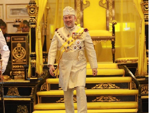 Ceraikan Miss Moskow, Sultan Kelantan Beri Gelar Yang Maha Mulia untuk Istri Ceraikan Miss Moskow, Sultan Kelantan Beri Gelar Yang Maha Mulia untuk Istri