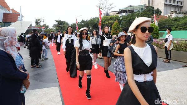 Saat Tunjungan Fashion Week Menjelma Jadi Mejeng Nang Suroboyo