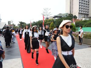 Mantap! CFW Versi Surabaya Jadi Fashion Show Resmi Mantap! CFW Versi Surabaya Jadi Fashion Show Resmi