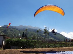 Ada Spot Paralayang di Boyolali, Suguhkan Panorama Gunung Merbabu-Merapi