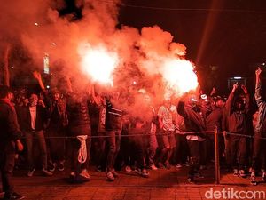 Tuntutan yang Bakal Dibawa 3 Komunitas Suporter untuk Persib Tuntutan yang Bakal Dibawa 3 Komunitas Suporter untuk Persib