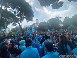 Naik Mobil Komando, Fahri Hamzah Serukan Anis Matta Presiden