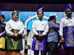 Gubsu Edy Kagum Ceramah UAS Dihadiri Ribuan Masyarakat Langkat