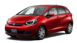 Potret Honda Fit e:HEV Terbaru yang Kini Dapat Varian RS
