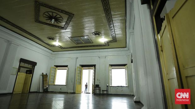 Istana Mini Banda Neira merupakan salah satu bangunan cagar budaya peninggalan masa kolonial yang didirikan oleh Belanda pada tahun 1622. CNN Indonesia/Safir Makki