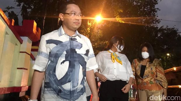Istri Ferdy Sambo datangi Mako Brimob