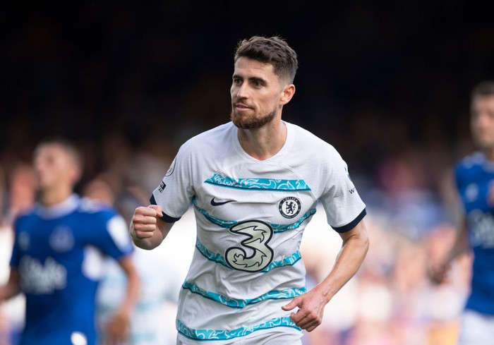 LIVERPOOL, ENGLAND - AUGUST 06: Jorginho of Chelsea celebrates scoring his teams first goal during the Premier League match between Everton FC and Chelsea FC at Goodison Park on August 6, 2022 in Liverpool, United Kingdom. (Photo by Joe Prior/Visionhaus via Getty Images)
