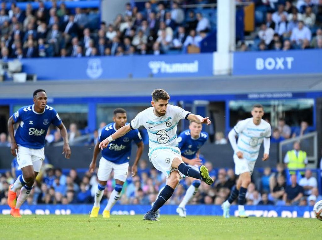 Babak I: Penalti Jorginho Bawa Chelsea Ungguli Everton 1-0