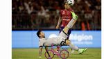 Meme Gol Salto Messi, Ada Bawa-bawa Ronaldo dan Sepeda!