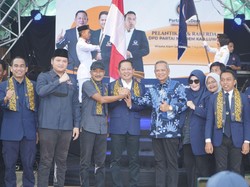 Janjikan Kursi Pimpinan Dewan, RMS Goda Cakka Gabung Nasdem