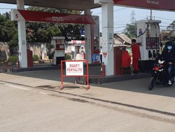 Perjuangan Kurir & Ojol Hunting Pertalite yang Konon Langka