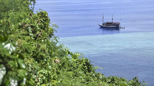 Pulau Rhun, satu-satunya pulau dari 17 ribu pulau di Indonesia yang tercatat dalam Perjanjian Breda antara Inggris dan Belanda pada 31 Juli 1667. Antara Foto/Muhammad Adimaja