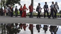 Ratusan Tunanetra Rally Tongkat Sambut Kemerdekaan