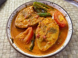 Resep Ikan Kuah Asam Pedas yang Pedas Segar untuk Lauk Makan Siang