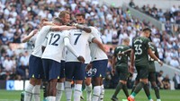Spurs - 863.151 total penonton di stadionnya pada laga-laga Premier League musim ini. Foto: Getty Images/Henry Browne