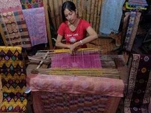 25 Pelaku UMKM Bali Bakal Dilatih Agar Produk Naik Kelas Jadi Premium 25 Pelaku UMKM Bali Bakal Dilatih Agar Produk Naik Kelas Jadi Premium
