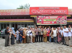 Andre Rosiade Tampung Aspirasi Warga Alai Parak Kopi di Padang