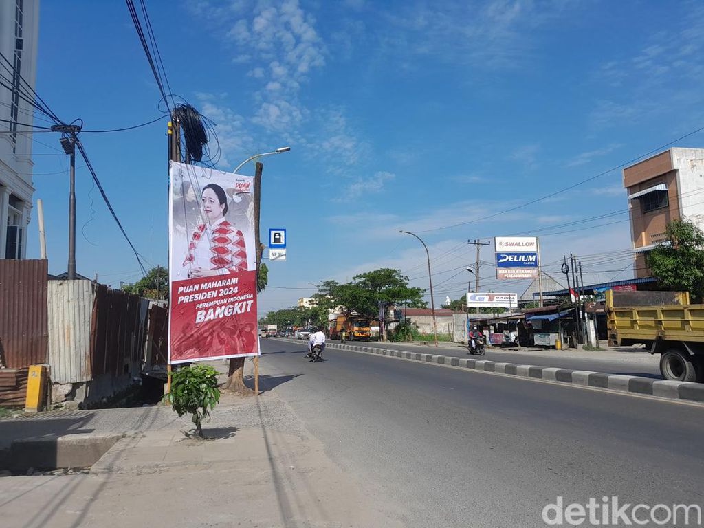 Ratusan Baliho Puan Maharani Presiden 2024 Mejeng di Medan