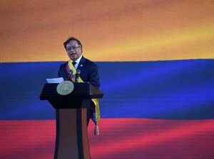 Gustavo Petro Dilantik Jadi Presiden Kolombia Pertama dari Golongan Kiri Gustavo Petro Dilantik Jadi Presiden Kolombia Pertama dari Golongan Kiri