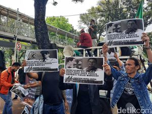 Keluh Kesah Aliansi Labuan Bajo soal Tarif Rp 3,75 Juta TN Komodo Keluh Kesah Aliansi Labuan Bajo soal Tarif Rp 3,75 Juta TN Komodo