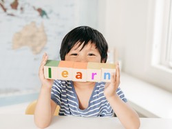 Kata Kerja dalam Bahasa Inggris atau Verb, Jenis dan Contohnya